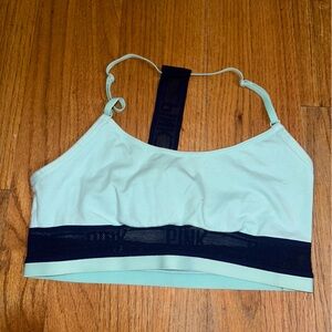 VS pink sports bra
